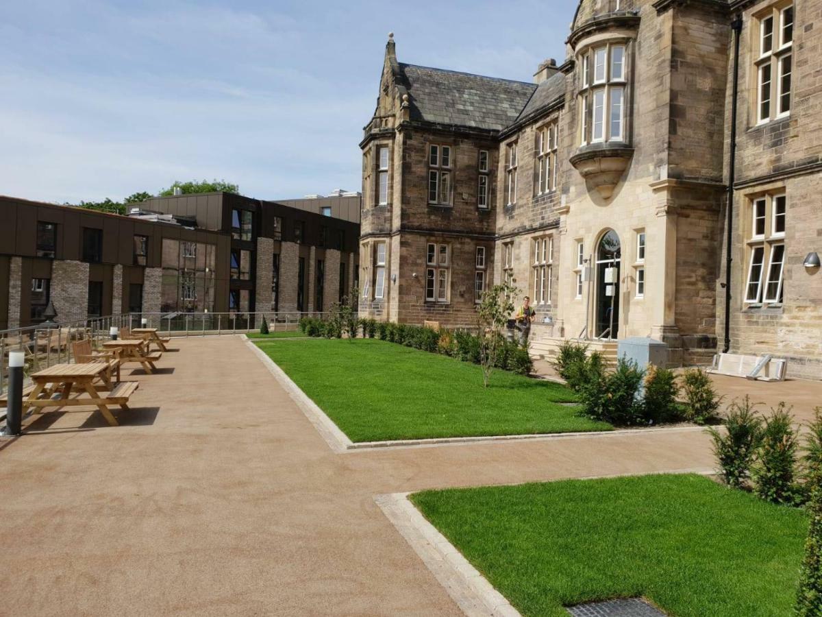 Popup Durham Hotel Exterior photo
